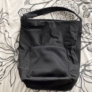 Lululemon Large Black Shoulder Bag